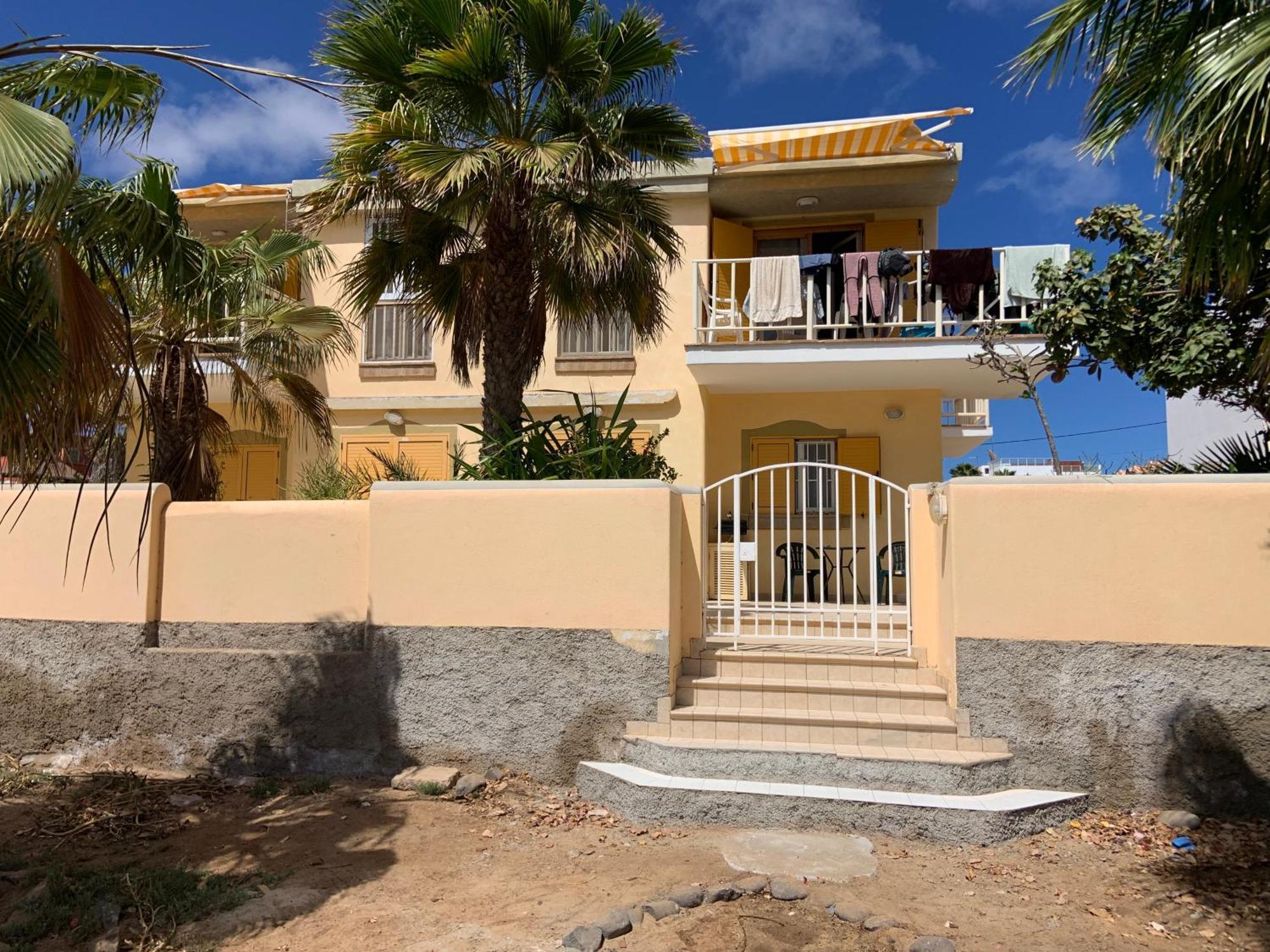 Lovely Beach Front Apartment In سانتا ماريا المظهر الخارجي الصورة